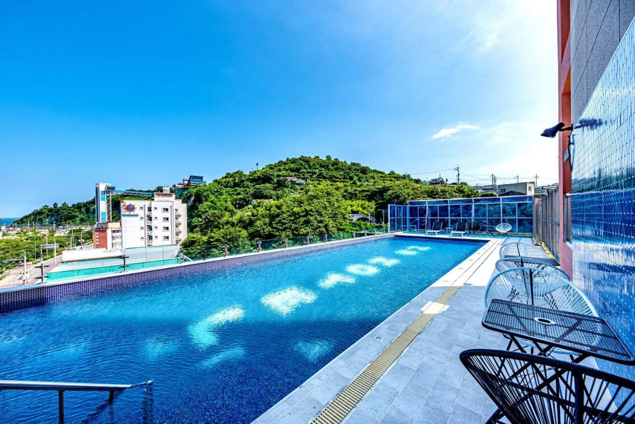 Hs Tourist Hotel Yeosu Exterior foto