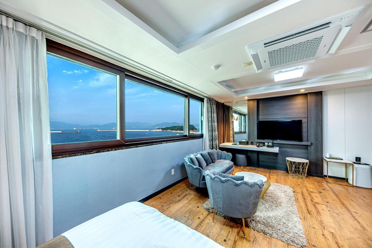 Hs Tourist Hotel Yeosu Exterior foto