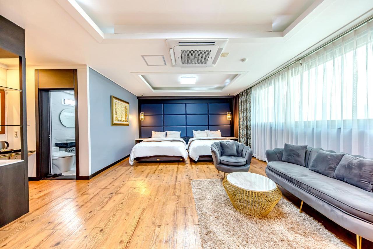 Hs Tourist Hotel Yeosu Exterior foto