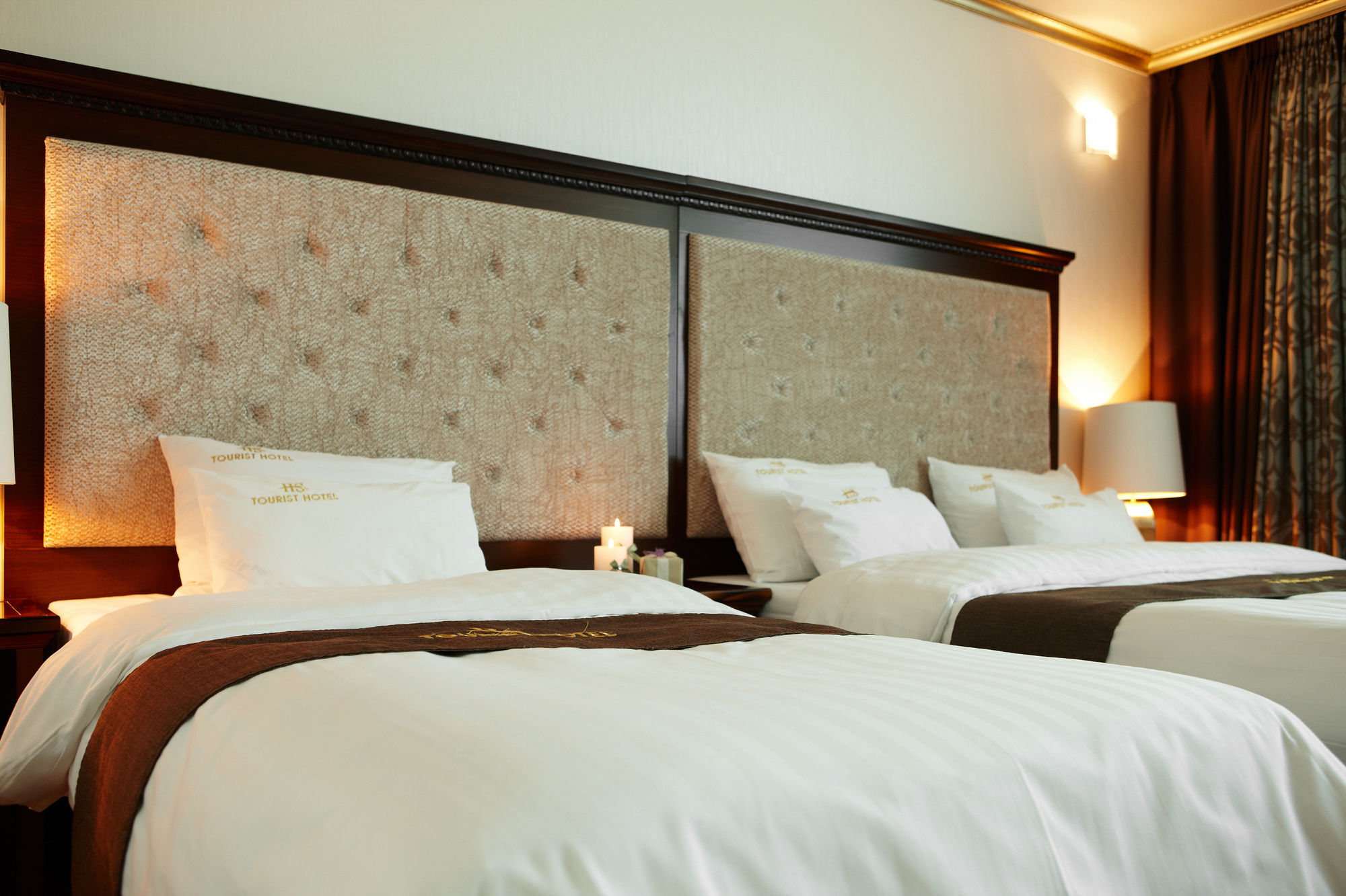 Hs Tourist Hotel Yeosu Exterior foto