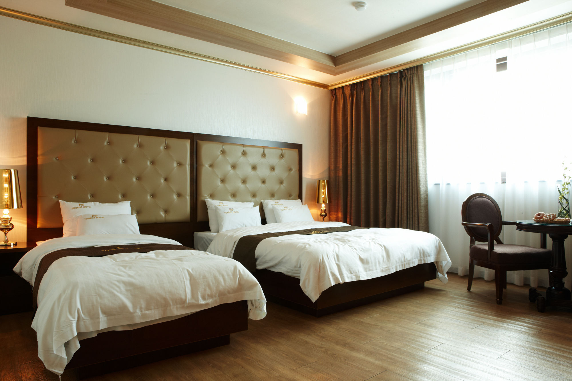 Hs Tourist Hotel Yeosu Exterior foto